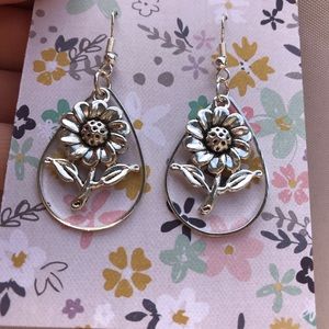Sunny Blooms Earrings